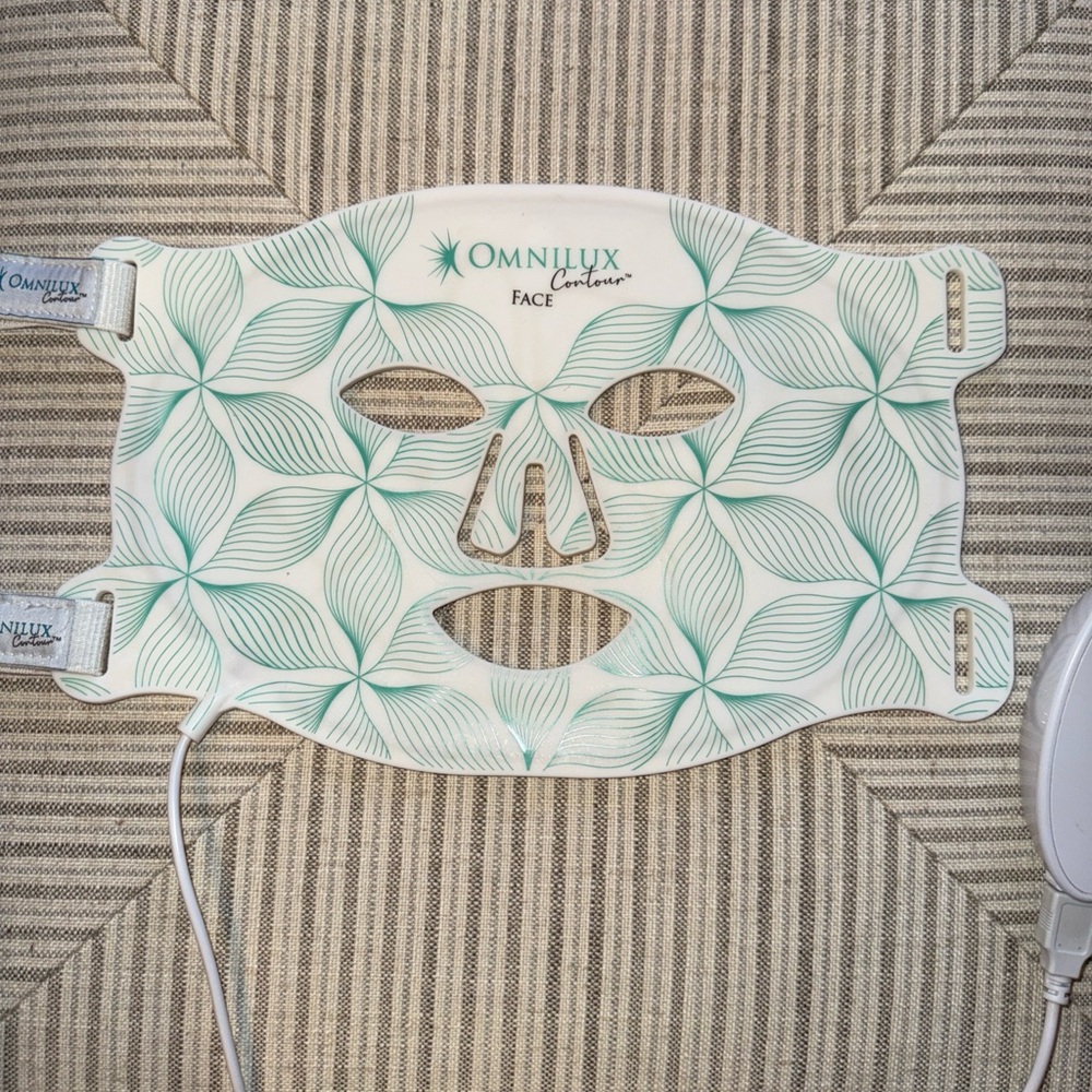 Omnilux Contour LED Mask